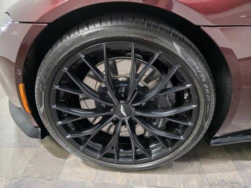 2023 Aston Martin Vantage