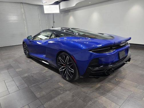 Aurora Blue 2023 McLaren GT Base
