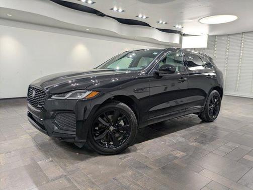 2025 Jaguar F-PACE P250 R-Dynamic S
