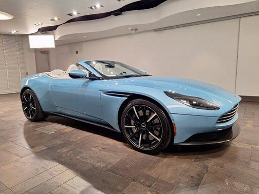 2022 Aston Martin DB11 Volante