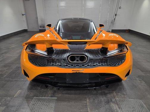 2024 McLaren 750S Base