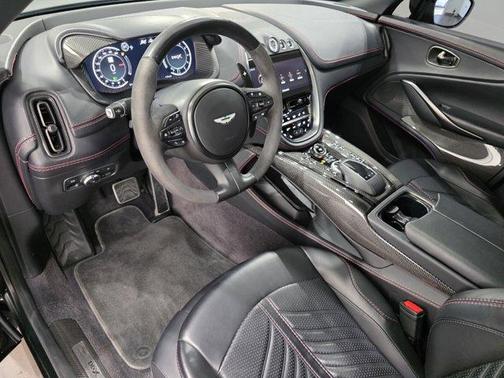 2023 Aston Martin DBX 707