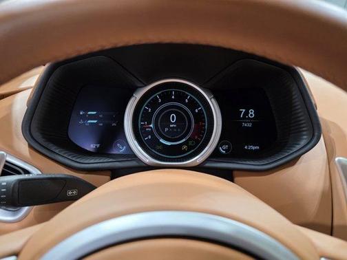 2023 Aston Martin DB11 V8