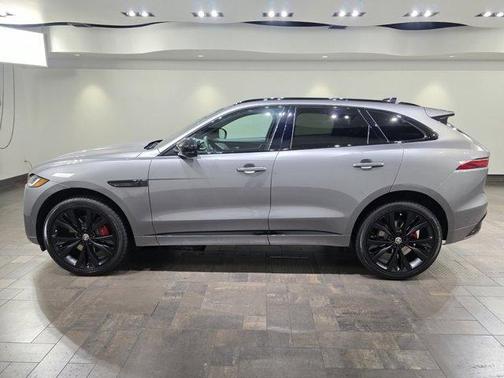 2026 Jaguar F-PACE P400 R-Dynamic S