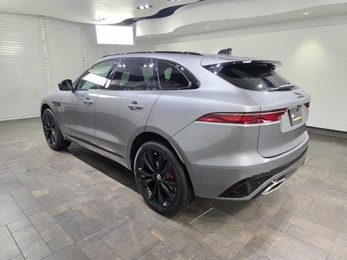 2026 Jaguar F-PACE P400 R-Dynamic S