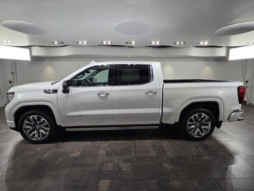 White Frost Tri-Coat 2024 GMC Sierra 1500 Denali