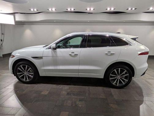 2025 Jaguar F-PACE P250 R-Dynamic S