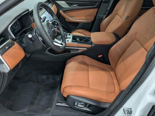 2025 Jaguar F-PACE P250 R-Dynamic S