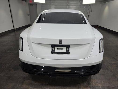 2024 Rolls-Royce Spectre Base