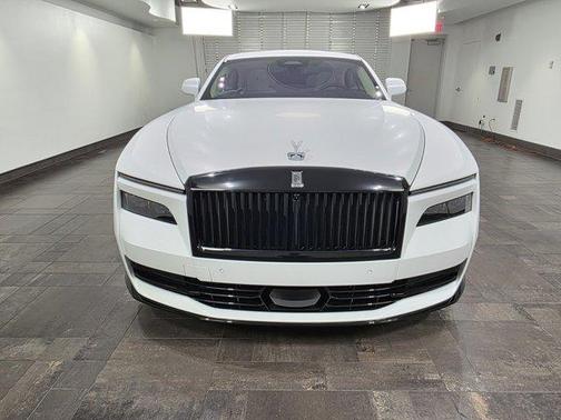2024 Rolls-Royce Spectre Base