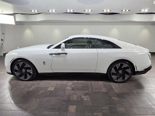 2024 Rolls-Royce Spectre Base