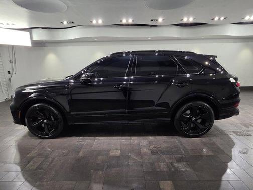 2024 Bentley Bentayga 