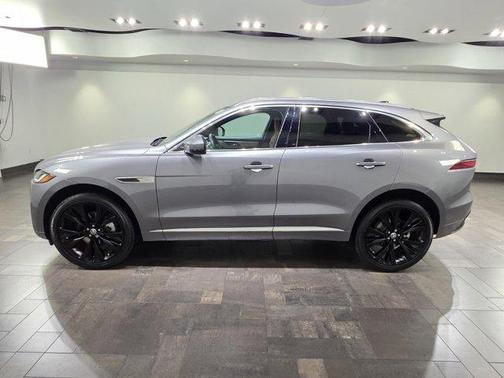 2024 Jaguar F-PACE P250 R-Dynamic S