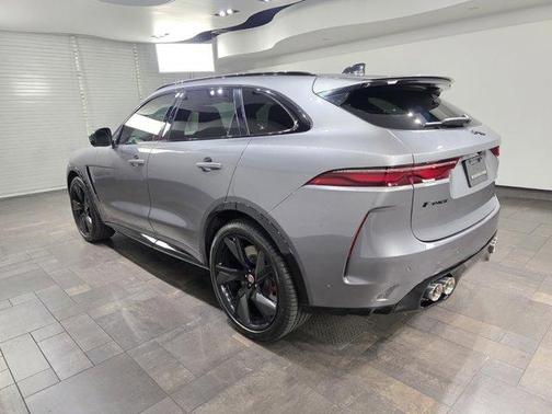 2023 Jaguar F-PACE SVR