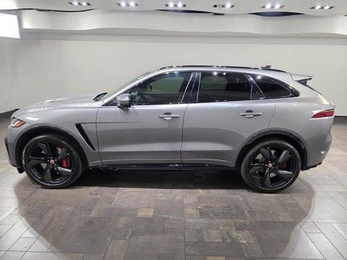 2023 Jaguar F-PACE SVR