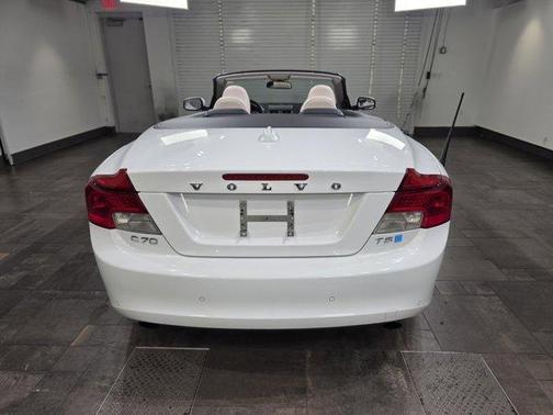 2013 Volvo C70 T5