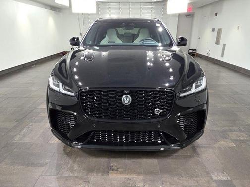 2026 Jaguar F-PACE SVR 575 Edition