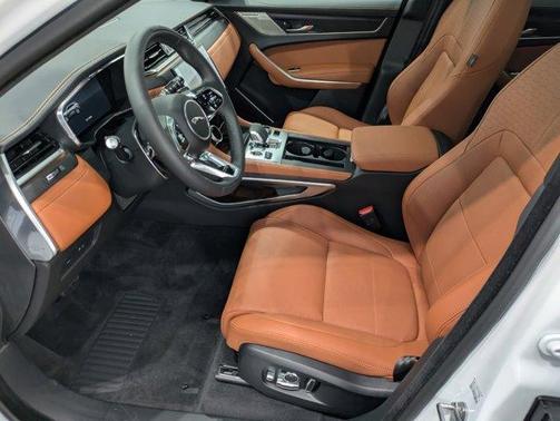 2025 Jaguar F-PACE P250 R-Dynamic S