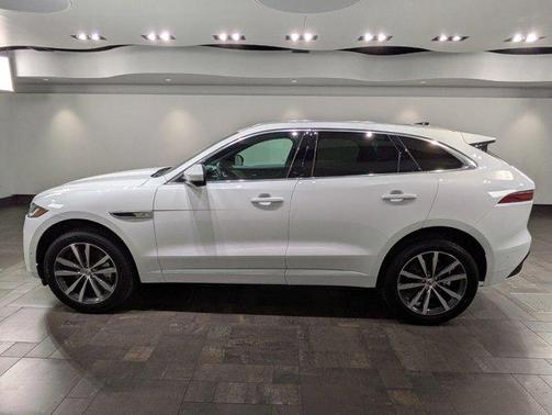 2025 Jaguar F-PACE P250 R-Dynamic S