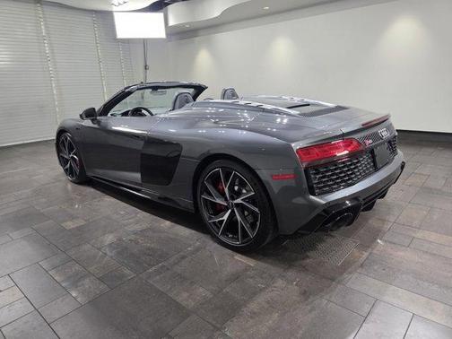 2023 Audi R8 5.2 V10 performance