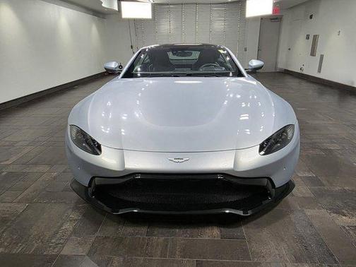 2019 Aston Martin Vantage Base