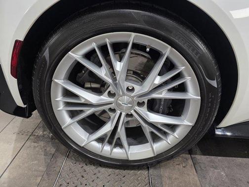 2021 Aston Martin Vantage Base