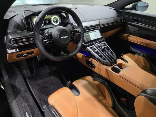 2023 Aston Martin DBX 707