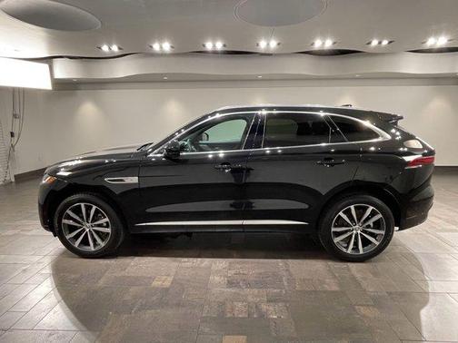 2025 Jaguar F-PACE P250 R-Dynamic S