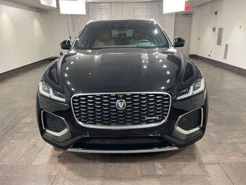 2025 Jaguar F-PACE P250 R-Dynamic S