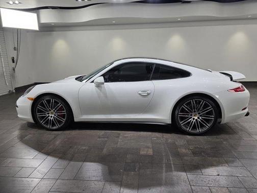 2016 Porsche 911 Carrera 4S