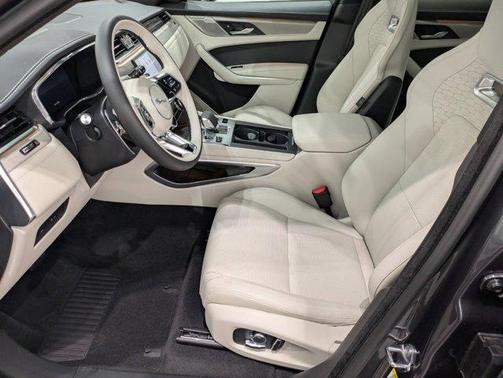 2025 Jaguar F-PACE P250 R-Dynamic S