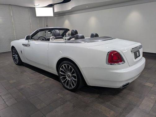 2018 Rolls-Royce Dawn 