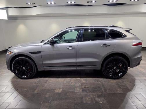 Eiger Grey 2025 Jaguar F-PACE P400 R-Dynamic S