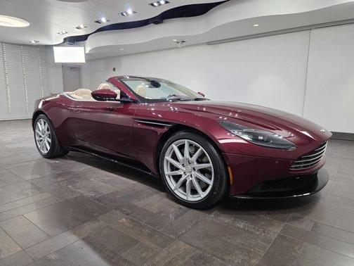 2019 Aston Martin DB11 Volante