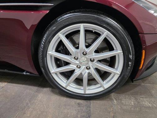 2019 Aston Martin DB11 Volante