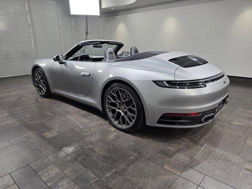 2023 Porsche 911 Carrera