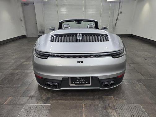 2023 Porsche 911 Carrera