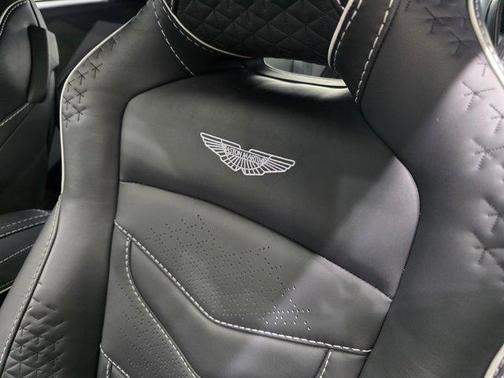 2023 Aston Martin DBS 