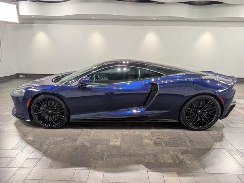 2023 McLaren GT Base