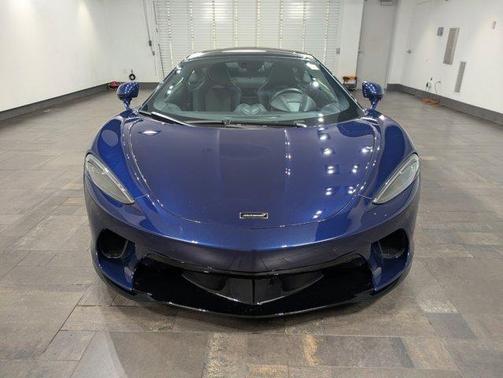 2023 McLaren GT Base