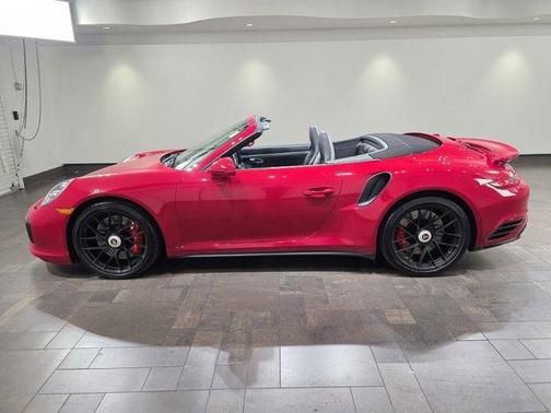 2018 Porsche 911 Turbo