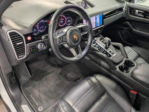 2019 Porsche Cayenne Base