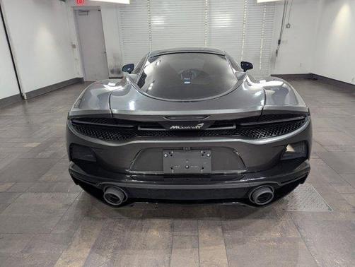 2022 McLaren GT Base