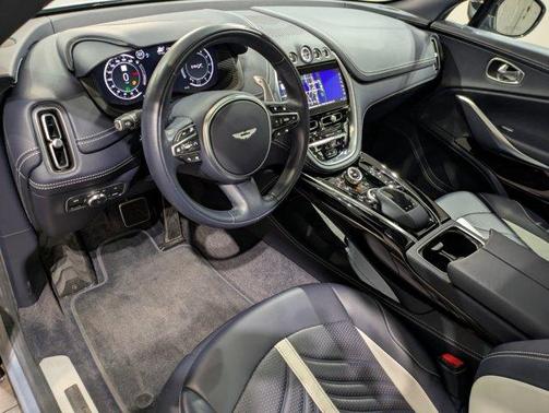 2024 Aston Martin DBX 707