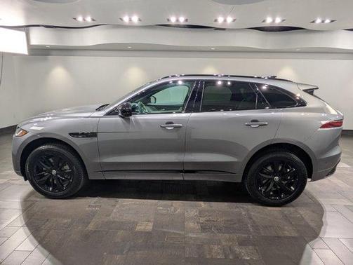 2026 Jaguar F-PACE P250 R-Dynamic S