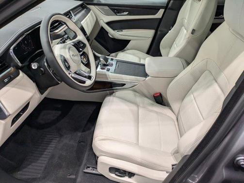 2026 Jaguar F-PACE P250 R-Dynamic S