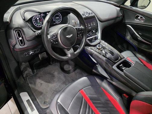 2023 Aston Martin DBX 707