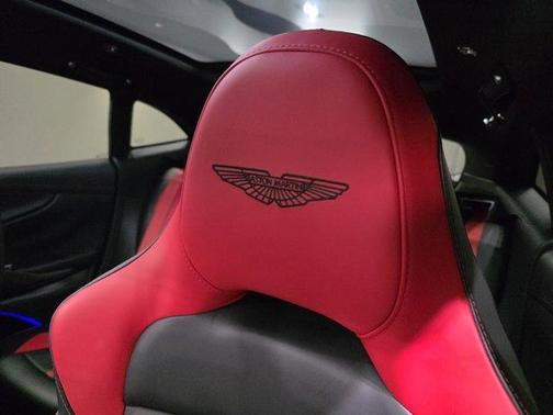 2023 Aston Martin DBX 707