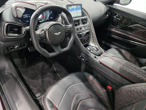 2020 Aston Martin DBS Superleggera Volante