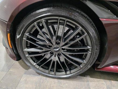 2020 Aston Martin DBS Superleggera Volante